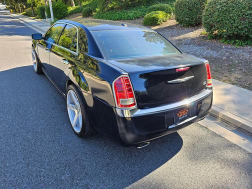 2012 Chrysler 300 Limited