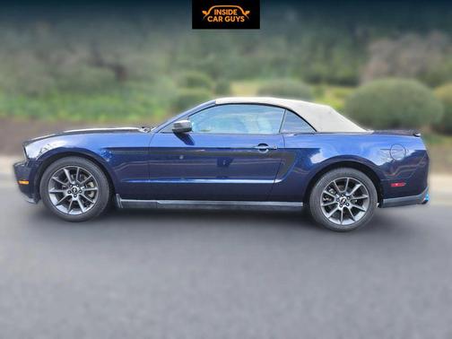 2012 Ford Mustang V6 Premium
