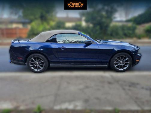2012 Ford Mustang V6 Premium