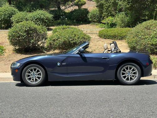 Blue 2005 BMW Z4 2.5i Roadster