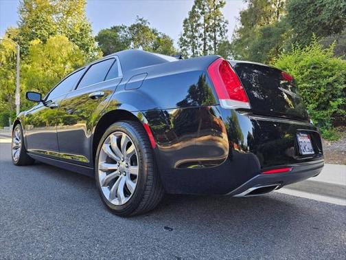2018 Chrysler 300 Limited