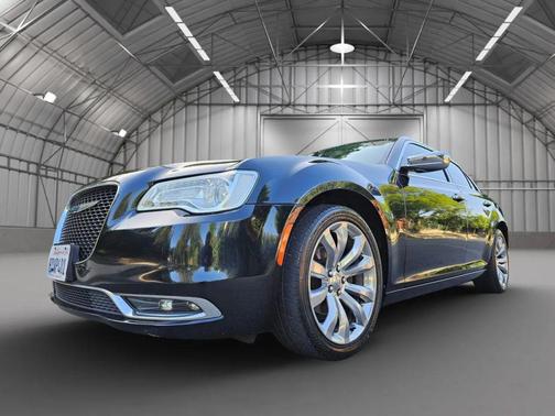 2018 Chrysler 300 Limited