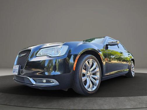 2018 Chrysler 300 Limited
