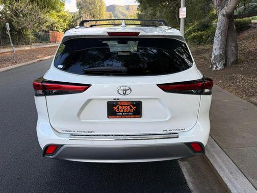 2020 Toyota Highlander Platinum