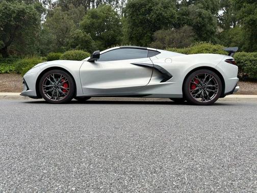 2023 Chevrolet Corvette Stingray w/2LT