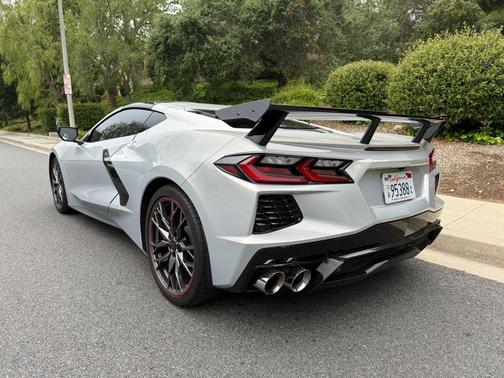 2023 Chevrolet Corvette Stingray w/2LT