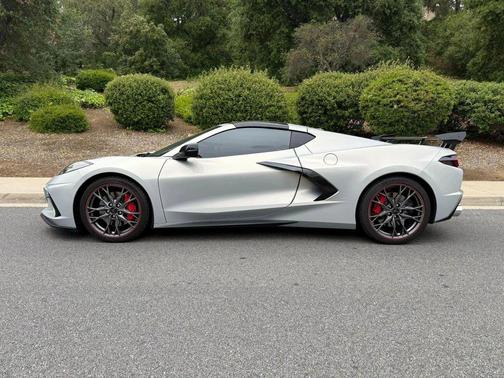 2023 Chevrolet Corvette Stingray w/2LT