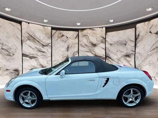 2005 Toyota MR2 Spyder Convertible 2D