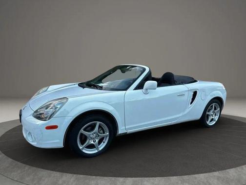 2005 Toyota MR2 Spyder Convertible 2D