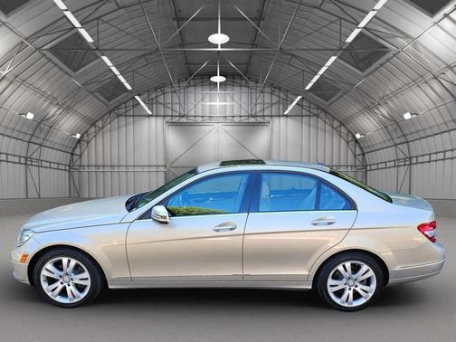 2010 Mercedes-Benz C-Class C 300 4MATIC Luxury