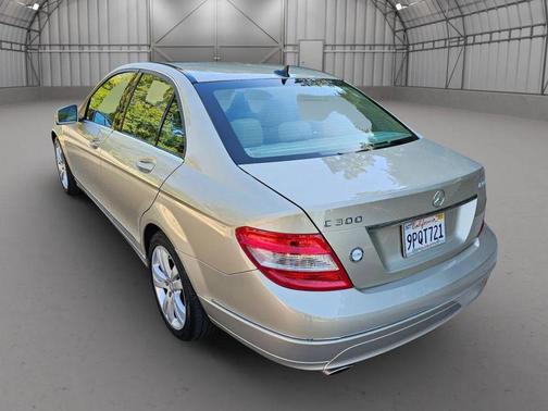 2010 Mercedes-Benz C-Class C 300 4MATIC Luxury