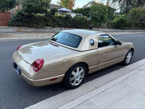 2005 Ford Thunderbird Deluxe