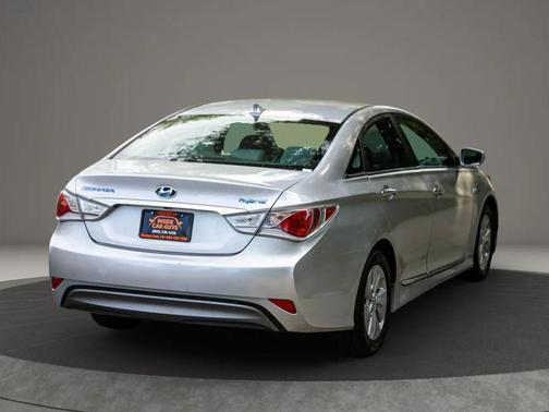 2015 Hyundai SONATA Hybrid Base