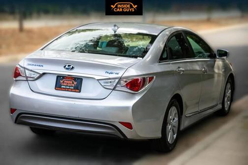 2015 Hyundai SONATA Hybrid Base