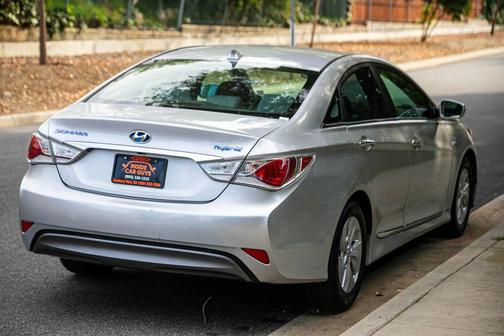 2015 Hyundai SONATA Hybrid Base