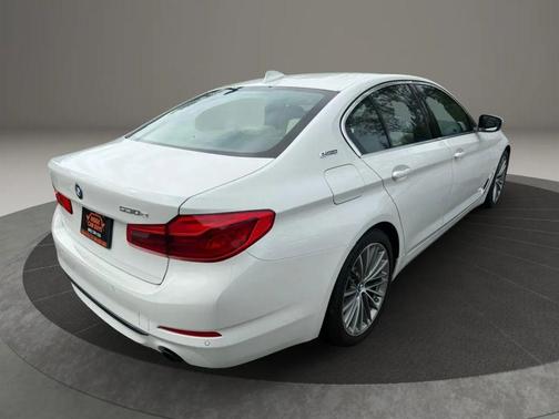 2019 BMW 530e iPerformance