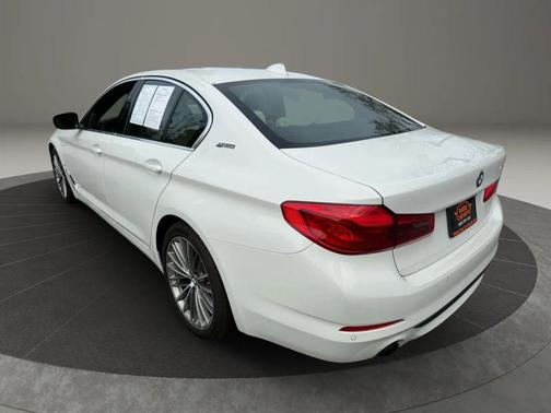 2019 BMW 530e iPerformance