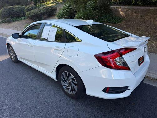 White 2018 Honda Civic EX