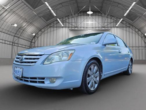 2005 Toyota Avalon Touring