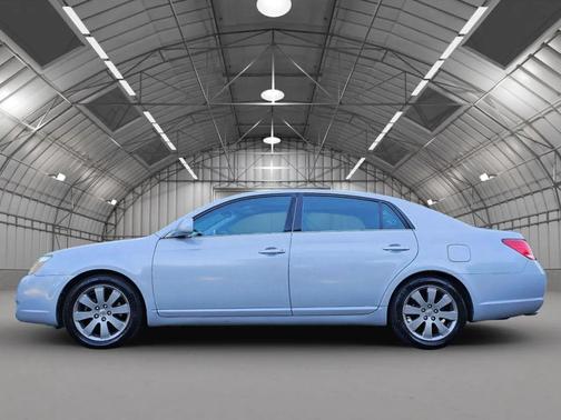 2005 Toyota Avalon Touring