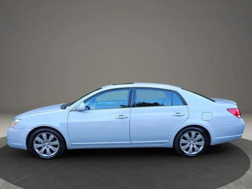 2005 Toyota Avalon Touring