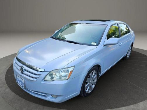 2005 Toyota Avalon Touring