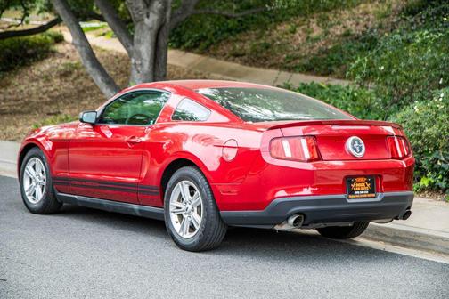 2012 Ford Mustang Coupe 2D