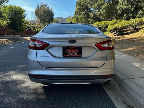 Ingot Silver 2016 Ford Fusion SE