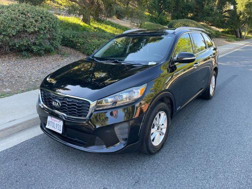 2019 Kia Sorento LX