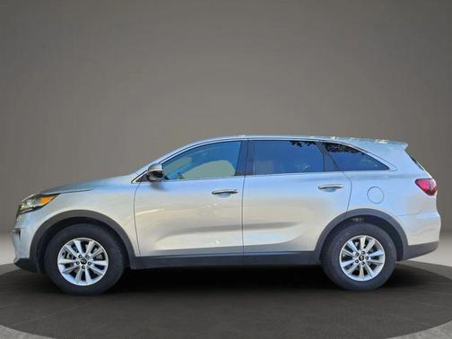 2019 Kia Sorento L