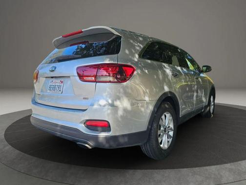 2019 Kia Sorento L