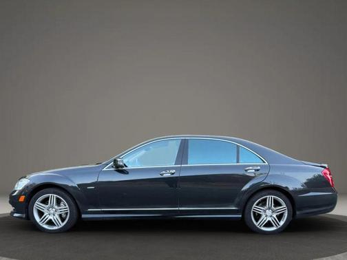 2012 Mercedes-Benz S-Class 4MATIC