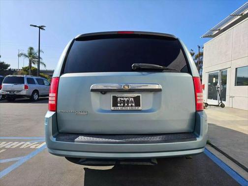 2008 Chrysler Town & Country Touring