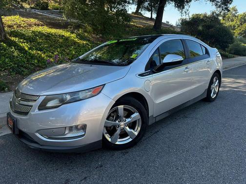 Silver Ice Metallic 2012 Chevrolet Volt Base