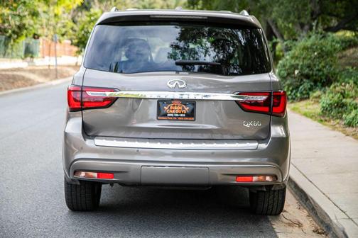 2018 INFINITI QX80 Base