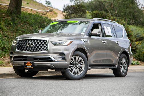 2018 INFINITI QX80 Base