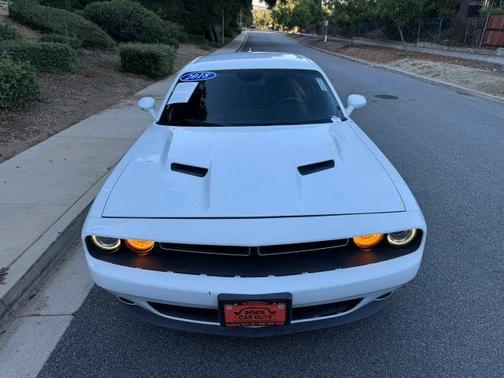 White 2018 Dodge Challenger R/T