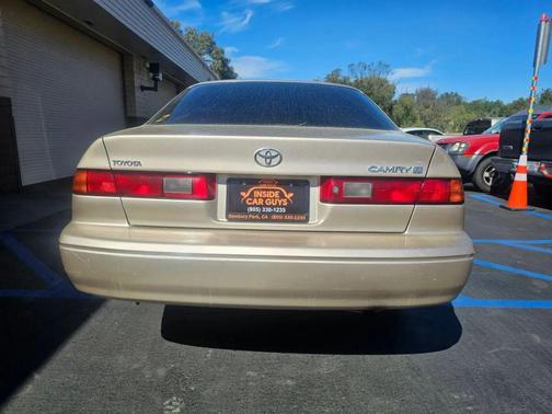 1998 Toyota Camry LE