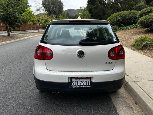 Candy White 2009 Volkswagen Rabbit Base