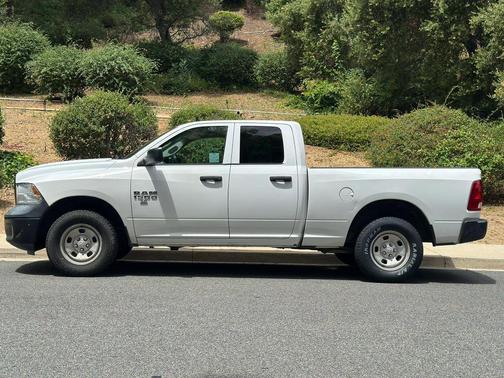 Bright White Clearcoat 2016 RAM 1500 Tradesman