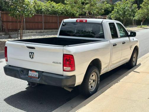 Bright White Clearcoat 2016 RAM 1500 Tradesman