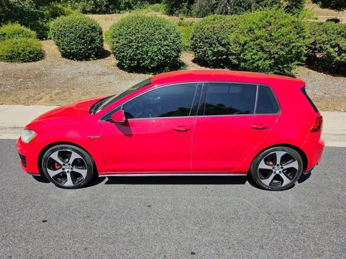 2015 Volkswagen Golf GTI 2.0T S 4-Door