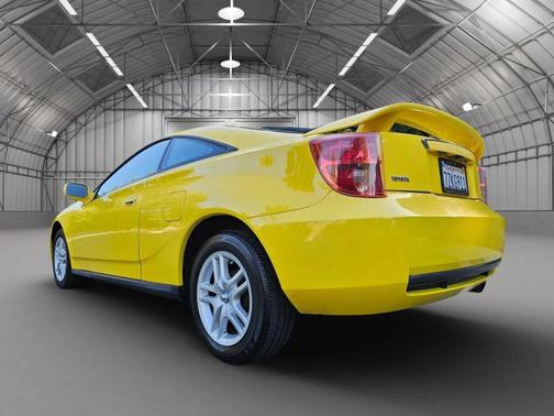 2003 Toyota Celica GT