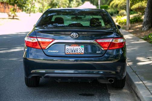 Cosmic Gray Mica 2017 Toyota Camry SE