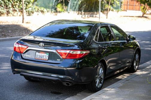 Cosmic Gray Mica 2017 Toyota Camry SE
