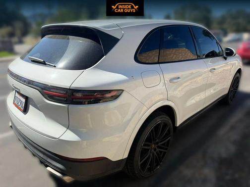 2019 Porsche Cayenne Cayenne
