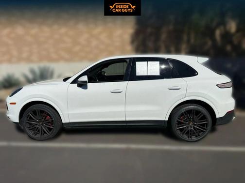 2019 Porsche Cayenne Cayenne