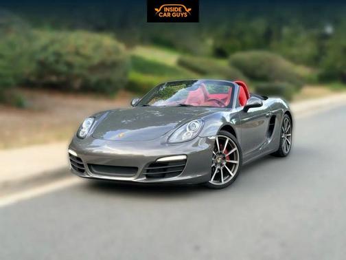 2013 Porsche Boxster Convertible 2D