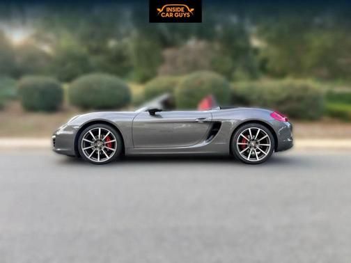 2013 Porsche Boxster Convertible 2D