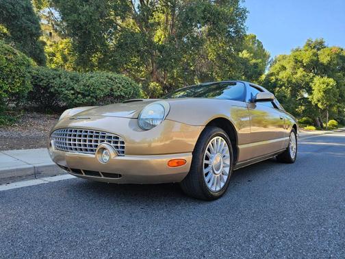 2005 Ford Thunderbird Deluxe